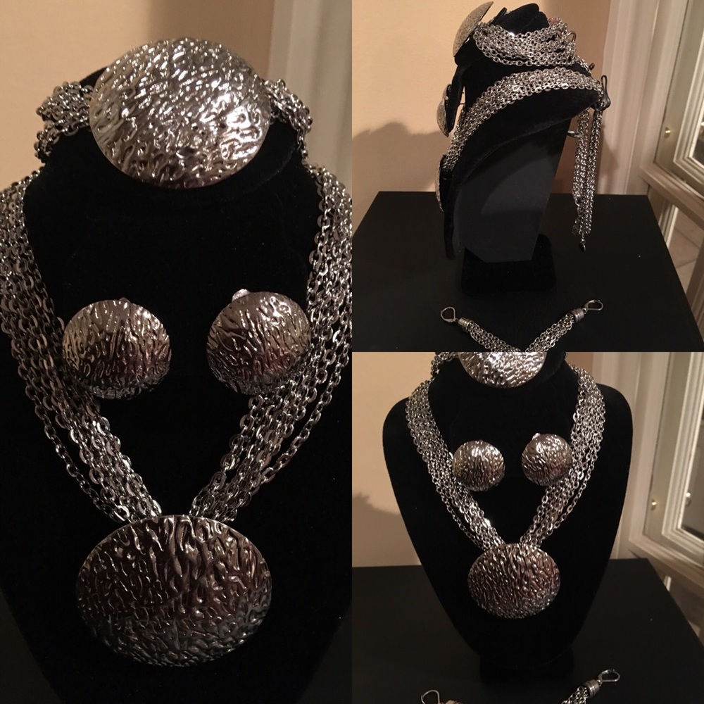 Statement 4pc Steel Set